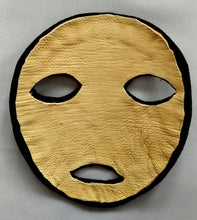 Load image into Gallery viewer, 18th Century Velvet Moretta Masquerade Women's Mask