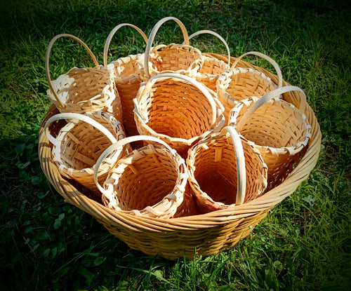 18th Century Reproduction Pottle Basket - Pottles