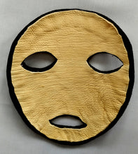 Load image into Gallery viewer, 18th Century Velvet Moretta Masquerade Women&#39;s Mask